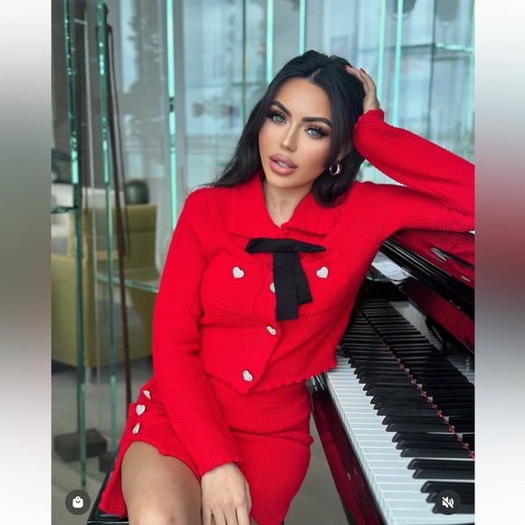 Jessica bara KNIT CARDIGAN AND SKIRT TWO PIECE SET size small - Picture 2 of 3